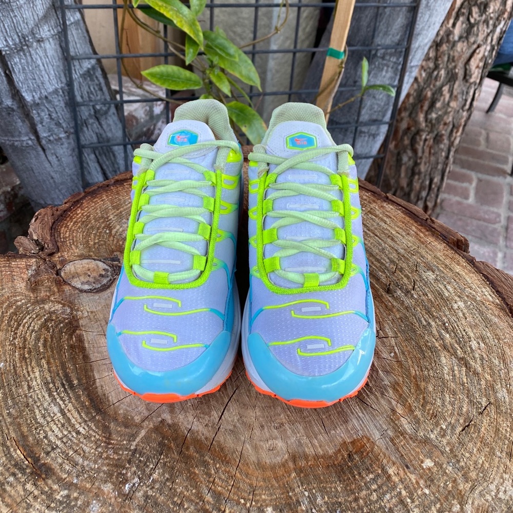 NIKE AIR MAX VOLT | KIDS | SNEAKERS | SIZE 2